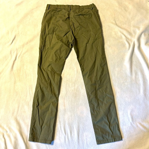 Old Navy Slim Chino - Picture 2 of 3